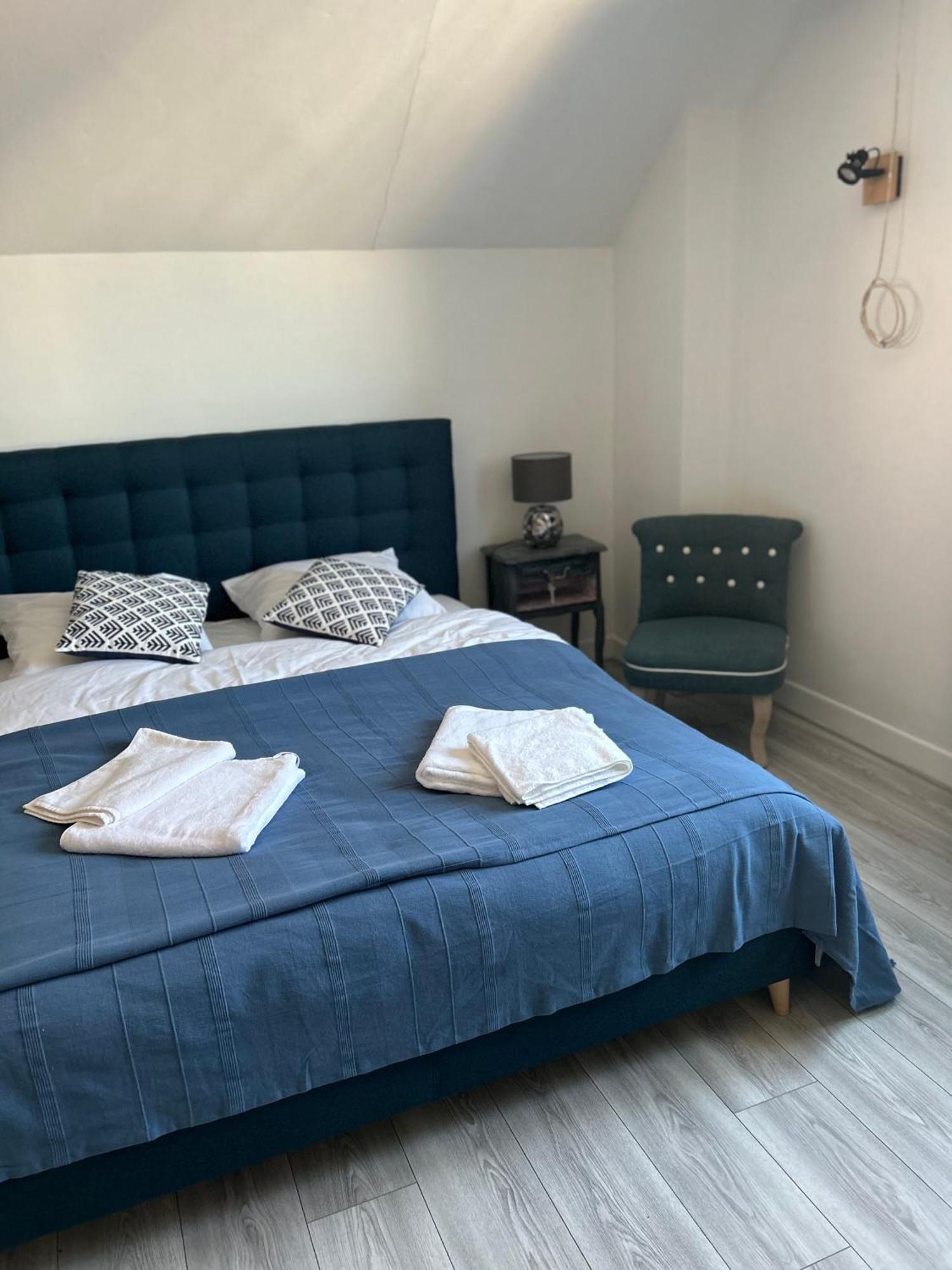 Chez Brigitte Villa Chatillon-sur-Marne Exterior photo
